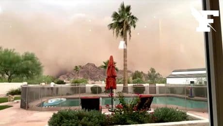États-Unis: les images d’une spectaculaire tempête de sable qui balaie l’Arizona