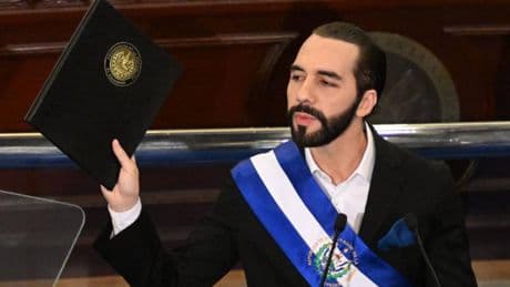 Bukele podrá ser reelegido indefinidamente tras reformar la Asamblea Legislativa la Constitución