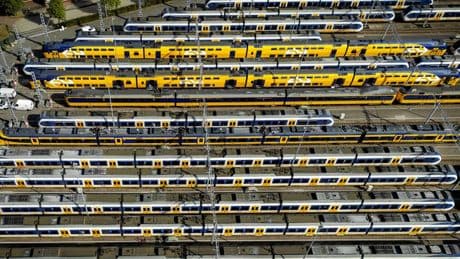 NS wil om tafel met twee spoorwegvakbonden die eindbod afwezen