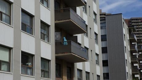 Tenant advocates say Toronto’s new renoviction bylaw already making ‘positive impact’