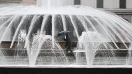 Meteo in Liguria, in arrivo temporali: allerta da questa sera. Giovedì sarà Arancione nel Centro e Ponente. Mareggiata venerdì su tutta la costa | Previsioni