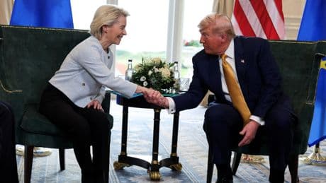 Guerre commerciale : Donald Trump et Ursula von der Leyen trouvent un accord à l’arraché