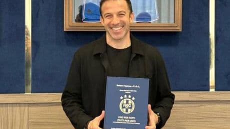 "Da oggi chiamatemi Mister": la svolta di Alex Del Piero