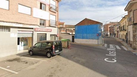 Un hombre resulta apuñalado en una discusión entre dos clientes de una tienda en un pequeño pueblo de Toledo