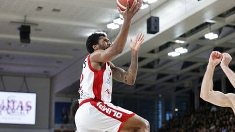 Milano sbanca subito Trento: a caro prezzo
