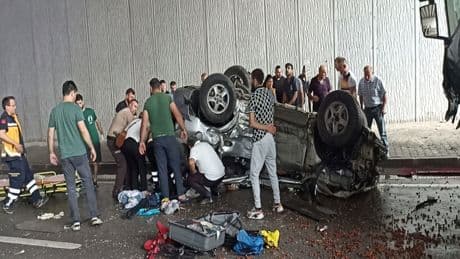 Kastamonu'da korkunç kaza! Otomobil tıra çarptı: Ölüler ve yaralılar var