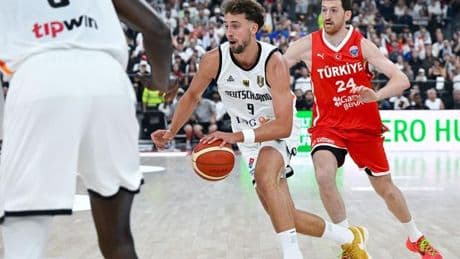 Vor der EM: Zittersieg nach Fehlstart: Basketballer im Supercup-Finale
