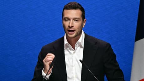 Face à la «submersion», Jordan Bardella appelle Emmanuel Macron à organiser un référendum sur l’immigration
