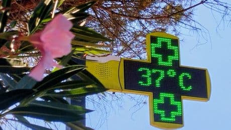 Canicule : 17 départements du sud en vigilance orange samedi