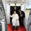 Hyperactif, un bilan contrasté... Comment le pape François a "renouvelé la pratique diplomatique du Vatican"