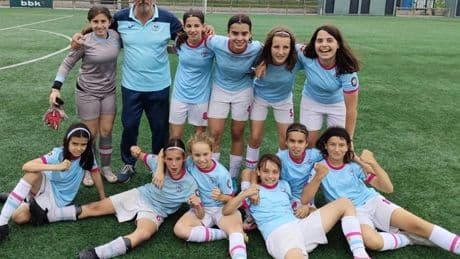 El Bilbao Artizarrak vuelve a brillar en Ortuella ante la élite del fútbol femenino alevín