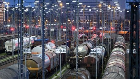 Ost-West-Gefälle: Ifo-Studie: Osten holt auf - bleibt aber strukturell zurück