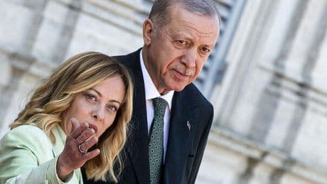 Telefonata tra Erdogan e Meloni, l?incognita di un incontro a cui Palazzo Chigi lavora in gran segreto