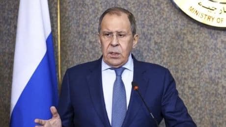 Lavrov’dan Zelenskiy’e sert tepki: Acınası bir insan