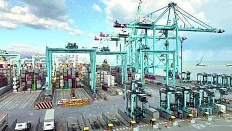 Vado, la rivoluzione è cominciata. Le donne alla conquista del porto