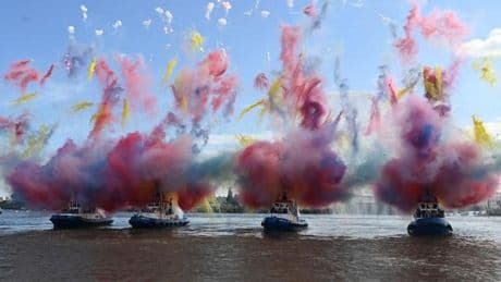 Partymeile an der Elbe: 1,2 Millionen Besucher beim Hamburger Hafengeburtstag