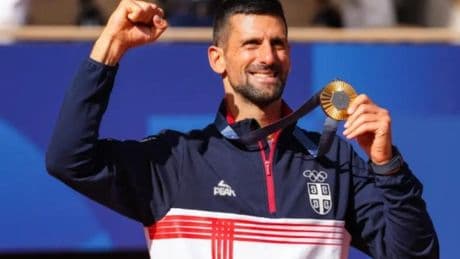Djokovic, un "traidor" para Serbia