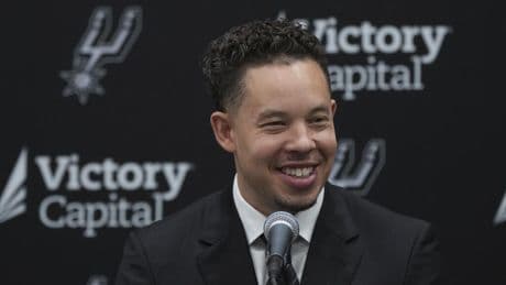 Basket-NBA: après Popovich, les Spurs continuent de «viser l'excellence» avec Mitch Johnson