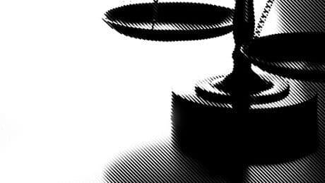 Procès French Bukkake : la cour de cassation va-t-elle retenir la torture comme chef d’accusation contre la plateforme pornographique ?