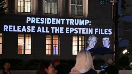 La fiscal general alertó en mayo a Trump que aparecía en numerosos documentos de Epstein