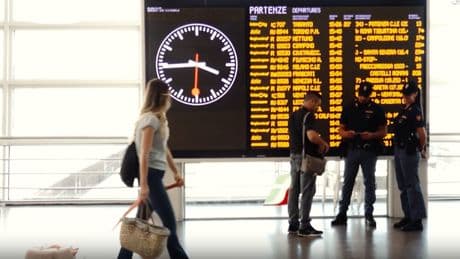 #Essercipersempre: la Polizia al fianco dei cittadini in viaggio