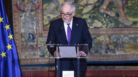 Pumpido rechaza elevar a la justicia Europea la amnistía como pedían tres magistrados del TC