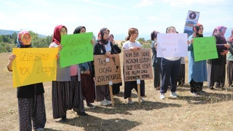 Bolu’da taş ocağı tepkisi: “Suyumuzu bitirecekler”