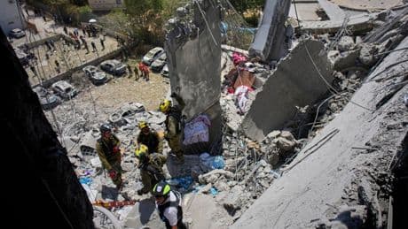 Iran Won’t Negotiate With U.S. Until ‘Aggression’ Ends—As Ceasefire Wavers (Live Updates)
