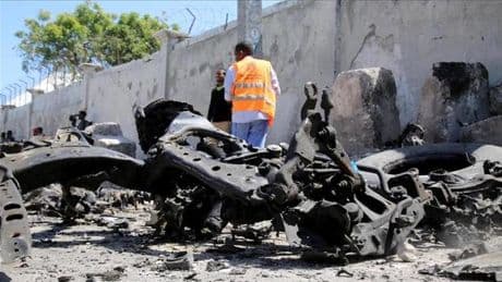 Somali’de askeri üsse bombalı saldırı! Çok sayıda ölü ve yaralı var