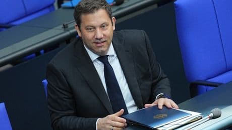 Neue Steuerschätzung: Bundesregierung: 16 Milliarden Euro weniger Steuern jährlich erwartet