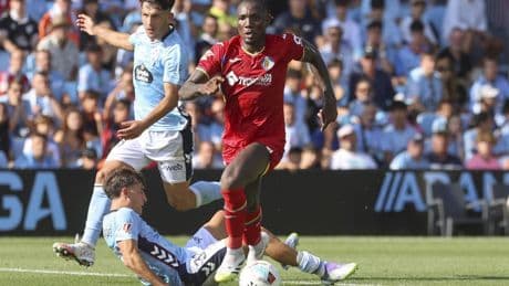 El Getafe, con Uche y Liso, no se arruga y supera al Celta