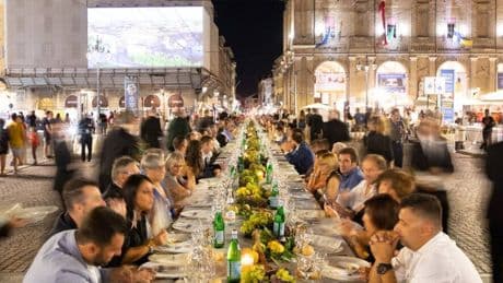 Invito a cena per mille a Parma