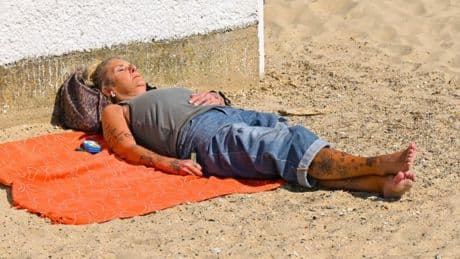 Map shows hottest areas in the UK today with temperatures hitting 23°C
