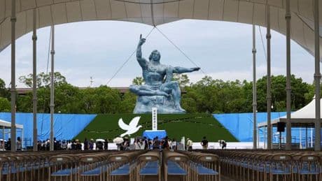 Le troublant et oublié match de football américain sur les décombres de Nagasaki