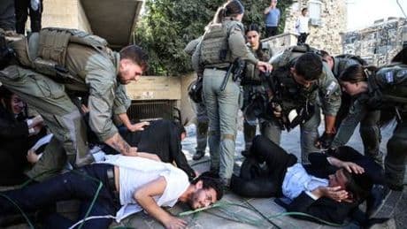 Israel: Benjamin Netanyahu verliert Koalitionspartner - Streit um Wehrpflicht