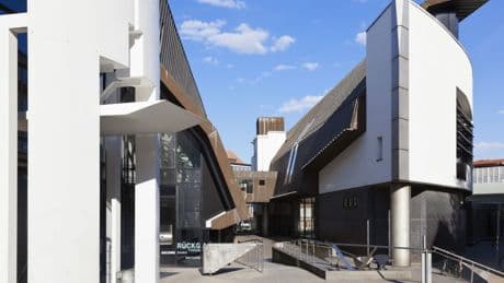Oberverwaltungsgericht: Stadtbücherei Münster darf nicht vor Büchern warnen