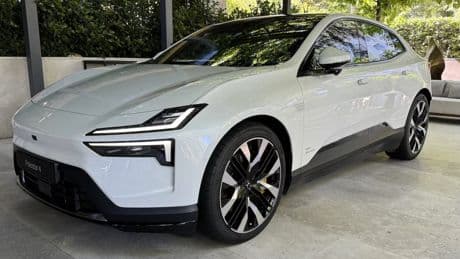 Polestar 4 im Test: Extravaganter Schwede ohne Heckscheibe mit überraschendem Preis