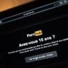 PODCAST. Pornhub dit stop, procès contre les anti-Aya, frayeur pour un bateau pro-palestinien : ça dit quoi ce 4 mai ?