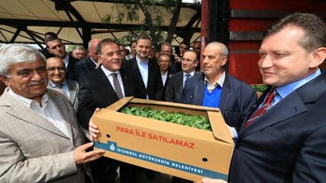 Silivri’de fide dağıtım töreni... İBB Başkanvekili Nuri Aslan'dan 'İmamoğlu' açıklaması: 'Gece-gündüz İstanbul için, Türkiye için çalışmaya devam ediyor'