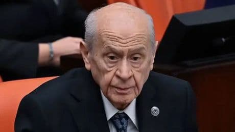 Beşiktaş'tan istifa etmişti: Devlet Bahçeli, Süper Lig'e yükselen yeni takımını tebrik etti!