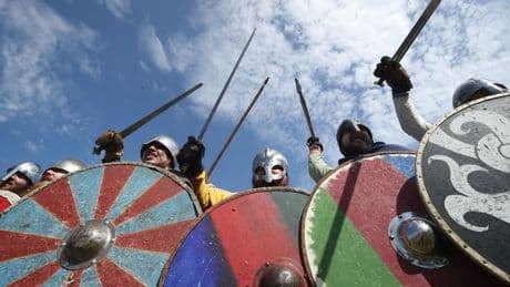 Una figurita vikinga de tres centímetros revela cómo se pudo peinar Harald Bluetooth