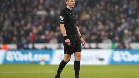 Premier League : au centre d’une polémique, l’arbitre Michael Salisbury n’officiera pas pour Liverpool-Arsenal