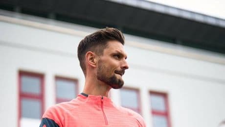 Bayern Munich star Sven Ulreich's six-year-old son dies after 'serious illness'