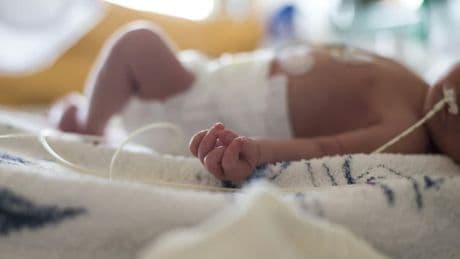 "Nous devons fixer une limite": 10 enfants atteint d'un cancer à cause de la maladie génétique d'un donneur de sperme