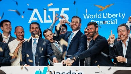Eric y Donald Jr. Trump, los ‘bros’ que se suben a la ola cripto al calor del avance legislativo de su padre