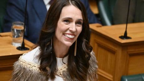 Neuseeland: Jacinda Ardern spritzte sich im Wahlkampf Hormone