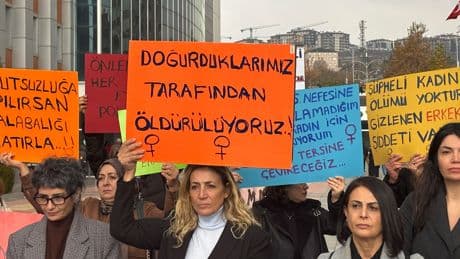 Osmaniye’de Nura Zemzem adlı kadın oğlu tarafından öldürüldü
