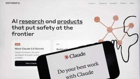 Anthropic pagará 1.500 millones a escritores al vulnerar el copyright para entrenar a su IA