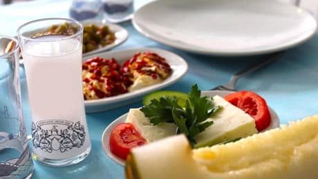 Efe Rakı grubuna da zam geldi