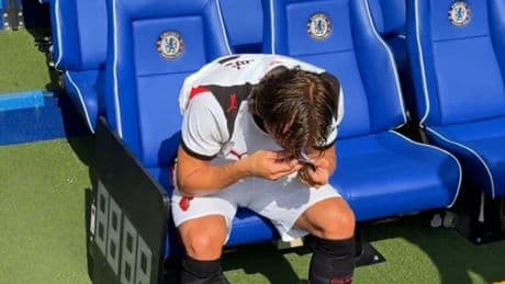 Hay cosas que nunca cambian: el ritual de Modric al ponerse las espinilleras